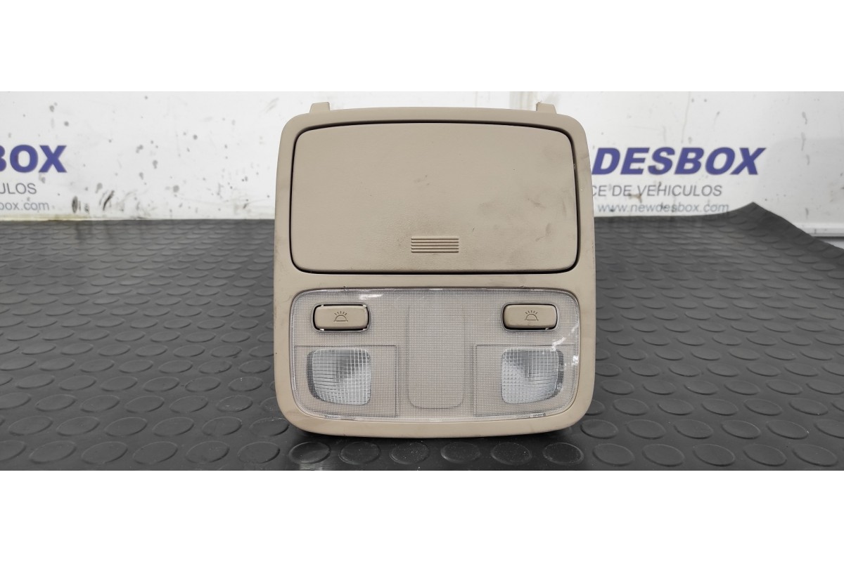 Recambio de luz interior para kia sportage concept referencia OEM IAM 928202EXXX  