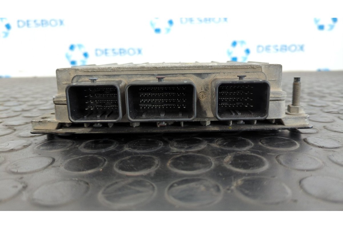 Recambio de centralita motor uce para citroen xsara berlina 2.0 hdi 66kw premier referencia OEM IAM 9644302380  