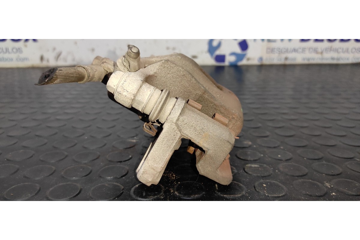 Recambio de pinza de freno trasera derecha para kia sportage concept referencia OEM IAM BC141099  