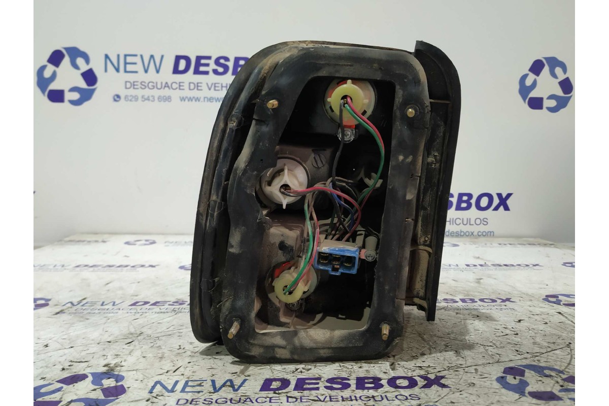 Recambio de piloto trasero derecho para kia sportage básico (3-ptas.) referencia OEM IAM 0K08051140  