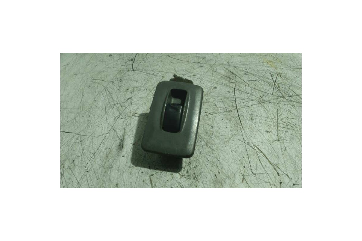 Recambio de mando elevalunas delantero derecho para kia sportage 2.0 cat referencia OEM IAM   