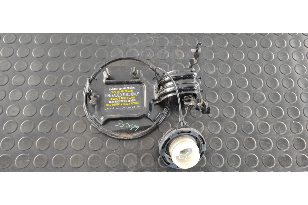 Recambio de tapa exterior combustible para kia sportage concept referencia OEM IAM   