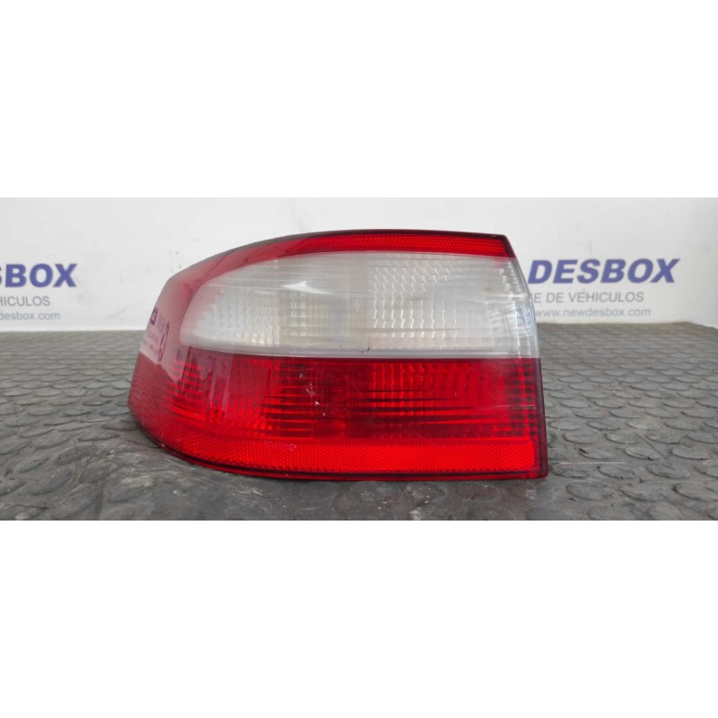 Recambio de piloto trasero izquierdo para renault laguna ii (bg0) 1.9 dci diesel cat referencia OEM IAM 8200002473  