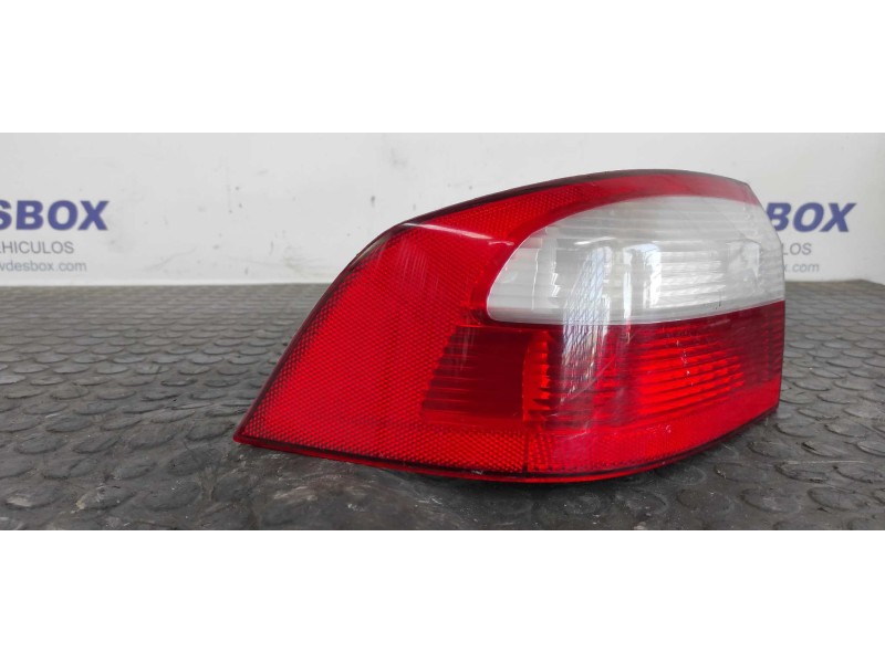 Recambio de piloto trasero izquierdo para renault laguna ii (bg0) 1.9 dci diesel cat referencia OEM IAM 8200002473  