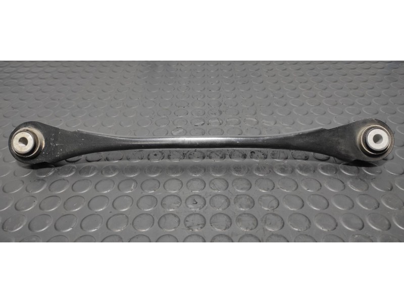 Recambio de brazo izquierdo inferior trasero para bmw serie 3 lim. (f30) 318d advantage referencia OEM IAM 679253304  