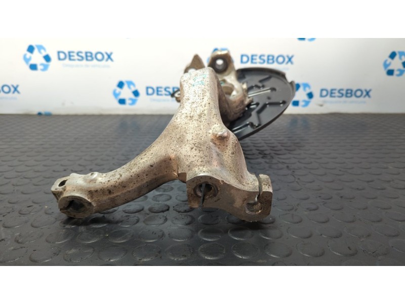 Recambio de mangueta delantera derecha para audi a4 berlina (8e) 3.0 sport edition referencia OEM IAM 8E0615312A  