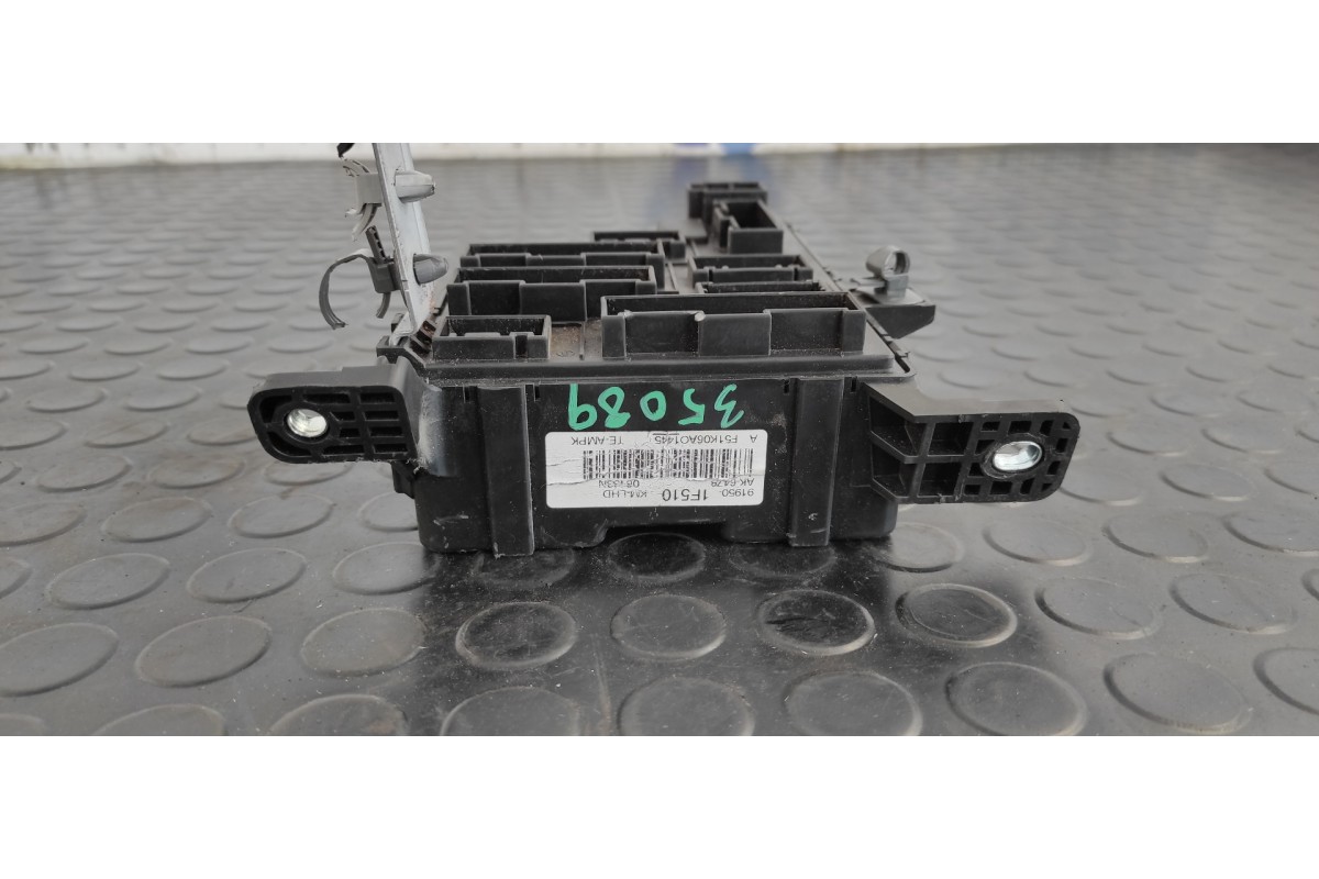 Recambio de caja reles / fusibles para kia sportage concept referencia OEM IAM 919501F510  