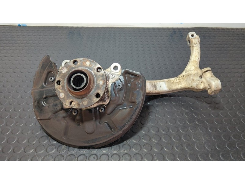 Recambio de mangueta delantera derecha para audi a4 berlina (8e) 3.0 sport edition referencia OEM IAM 8E0615312A  