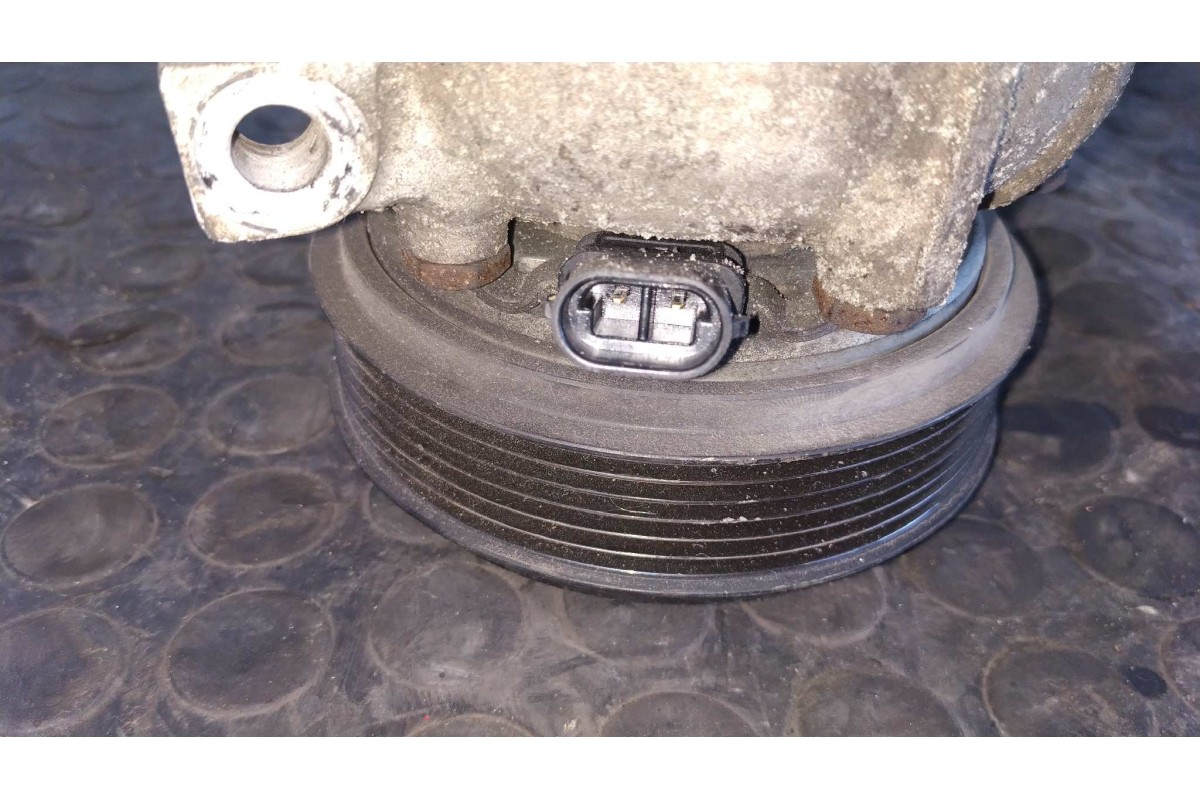 Recambio de compresor aire acondicionado para renault laguna ii grandtour (kg0) 1.9 dci diesel referencia OEM IAM 8200021822  