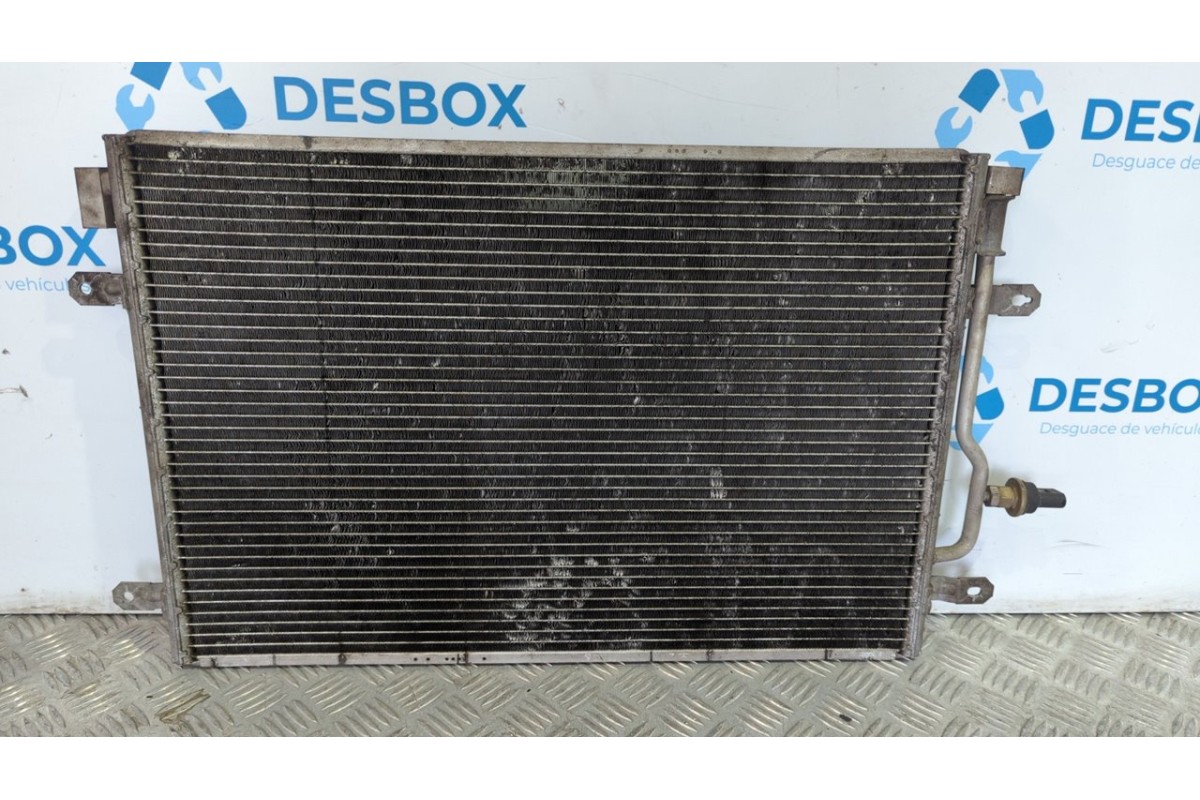 Recambio de condensador / radiador aire acondicionado para audi a4 berlina (8e) 3.0 sport edition referencia OEM IAM 8E0260401D 
