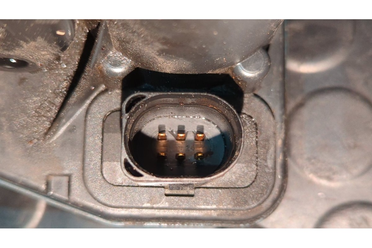 Recambio de caja mariposa para land rover range rover sport v8 td edition 60 yrs referencia OEM IAM 6H4Q9E926BA  