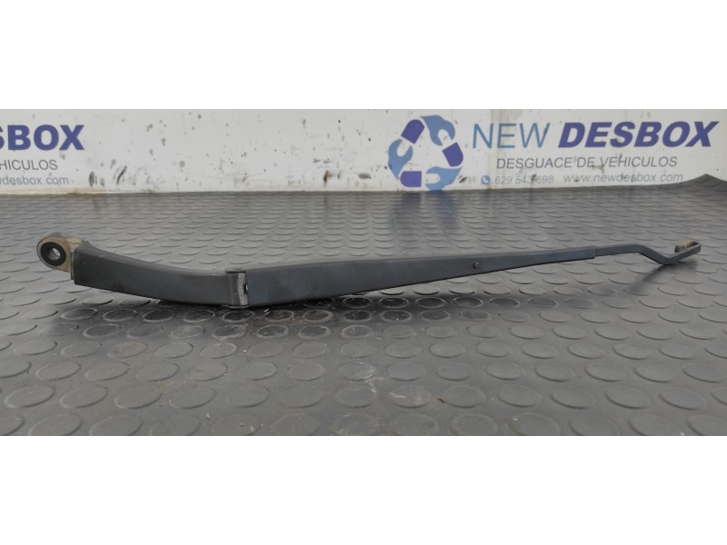 Recambio de brazo limpia delantero izquierdo para kia sportage concept referencia OEM IAM F00S51F006  