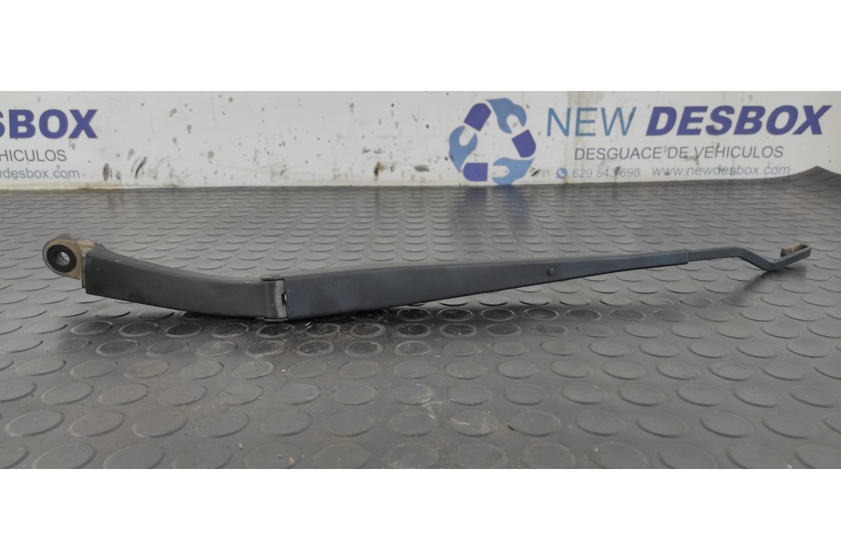 Recambio de brazo limpia delantero izquierdo para kia sportage concept referencia OEM IAM F00S51F006  