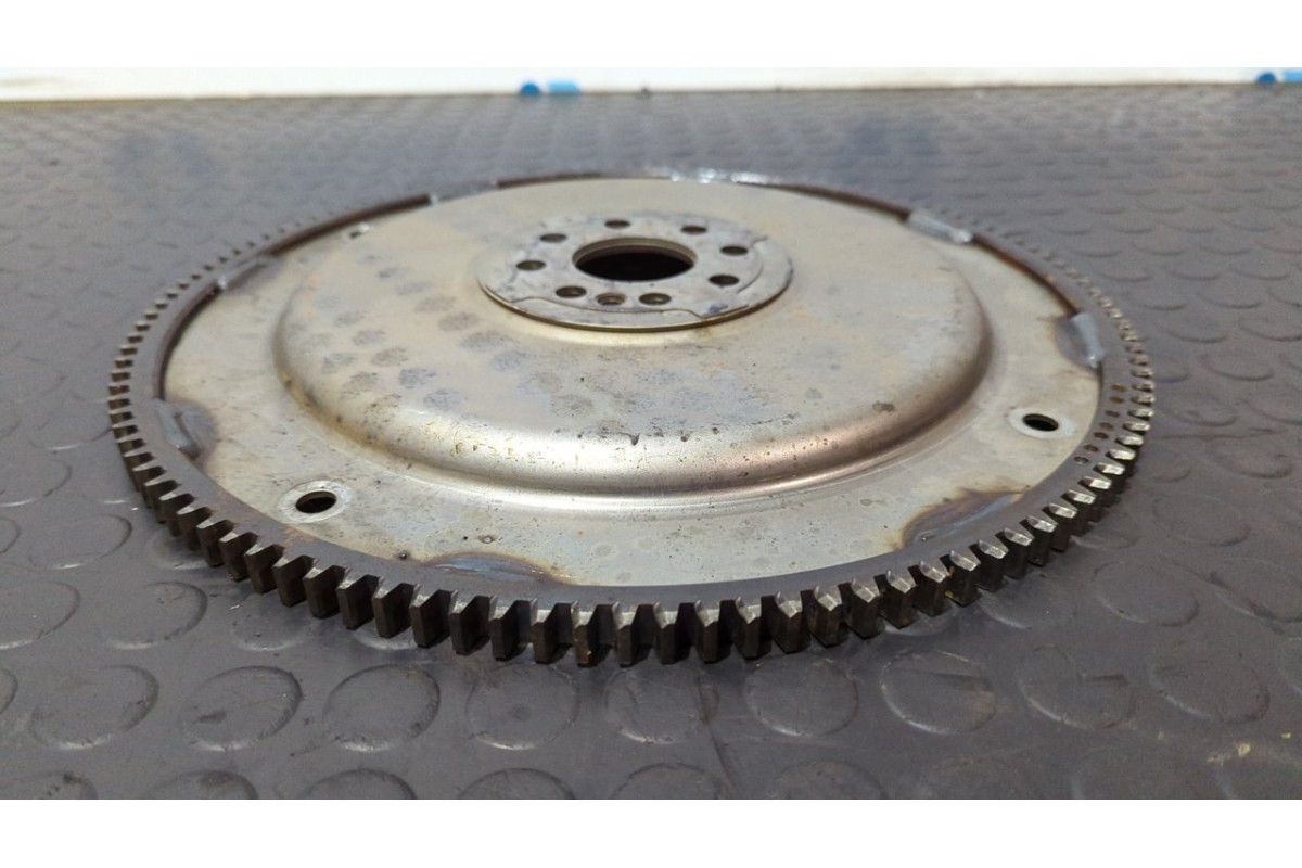 Recambio de volante motor para land rover range rover sport v8 td edition 60 yrs referencia OEM IAM 6H426K375AB  