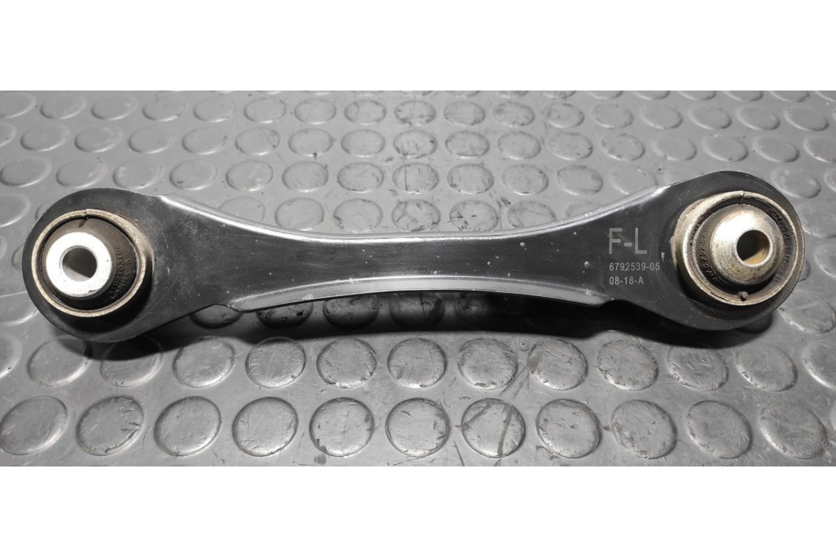 Recambio de brazo izquierdo superior trasero para bmw serie 3 lim. (f30) 318d advantage referencia OEM IAM 679253905  