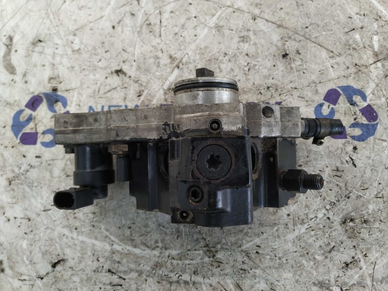 Recambio de bomba inyeccion para mercedes-benz clase s (w220) berlina 3.2 cdi cat referencia OEM IAM A6480700001  