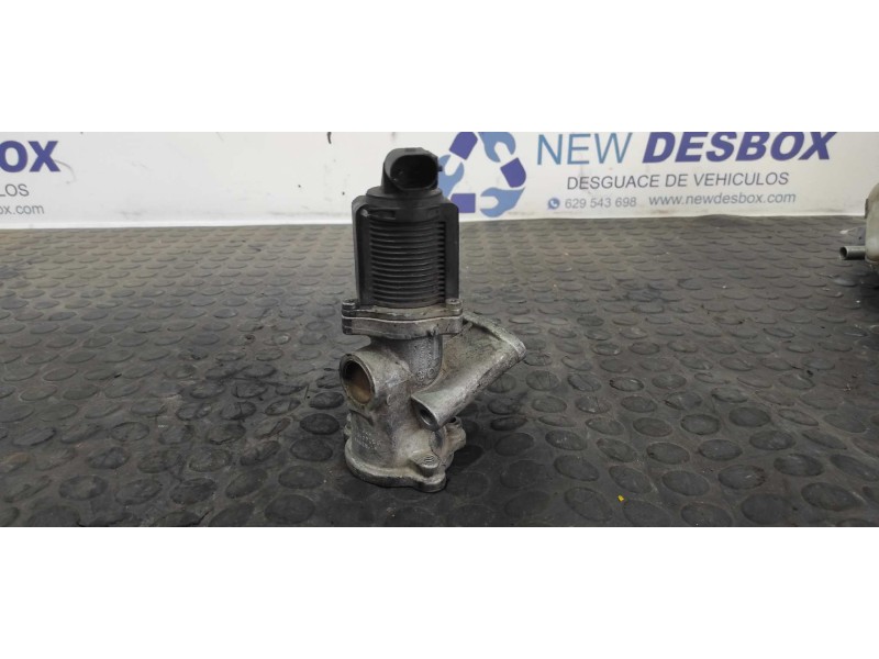 Recambio de valvula egr para opel corsa c 1.3 16v cdti cat (z 13 dt / ln9) referencia OEM IAM 55184651  