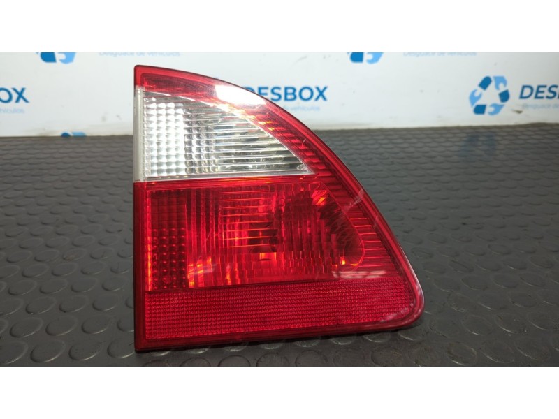 Recambio de piloto porton izquierdo para ford galaxy (vy) 1.9 tdi cat referencia OEM IAM 7M5945093B  