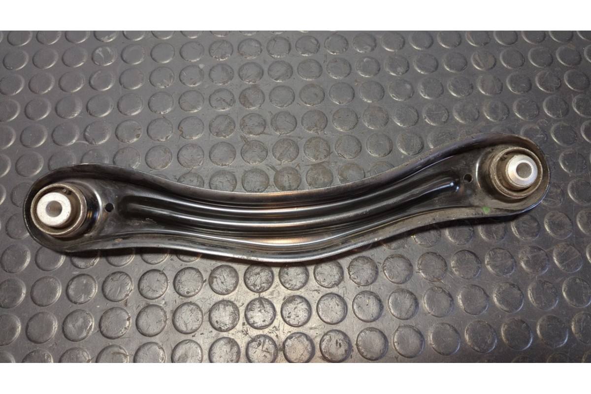 Recambio de brazo derecho superior trasero para mercedes-benz clase m (w164) 280 / 300 cdi (164.120) referencia OEM IAM   