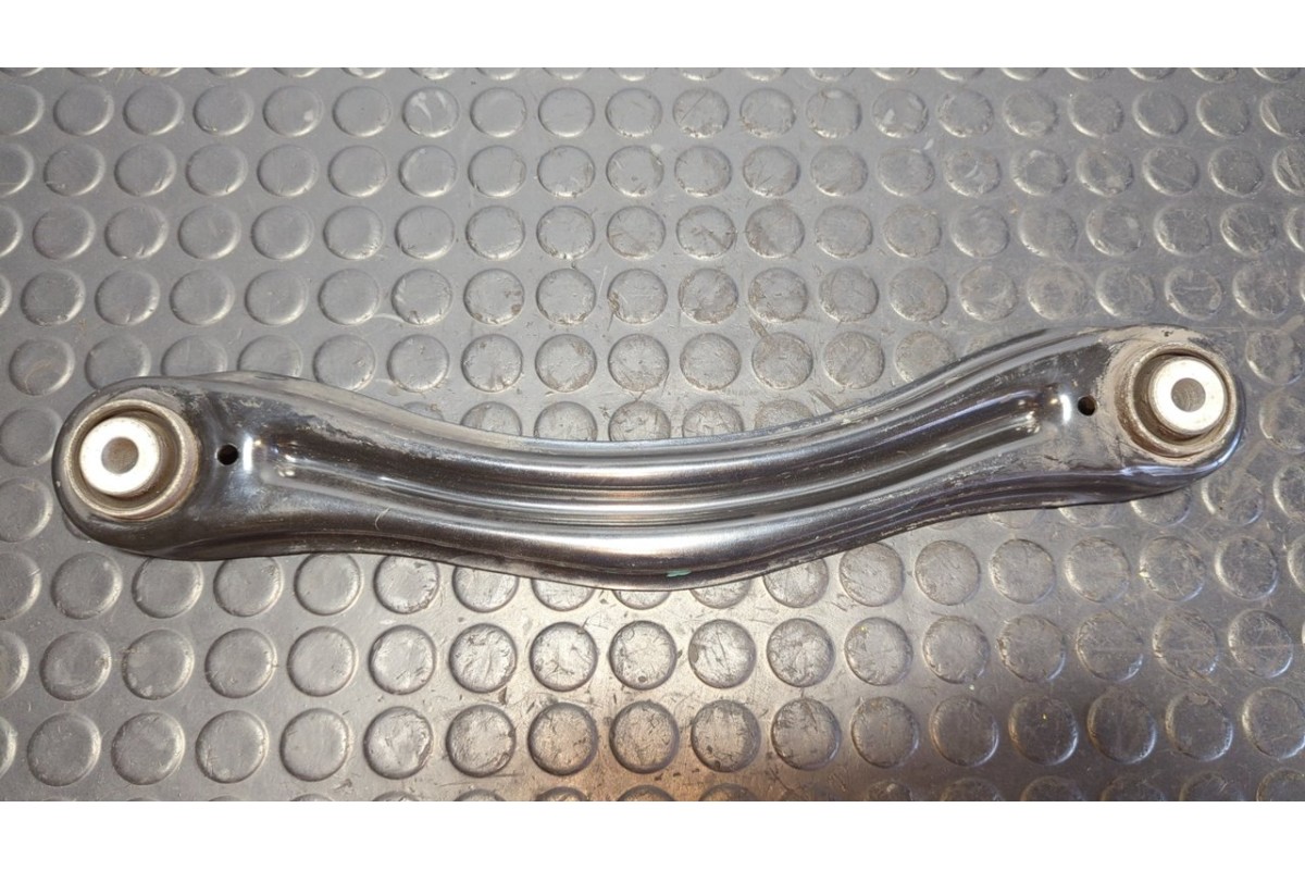Recambio de brazo izquierdo superior trasero para mercedes-benz clase m (w164) 280 / 300 cdi (164.120) referencia OEM IAM   