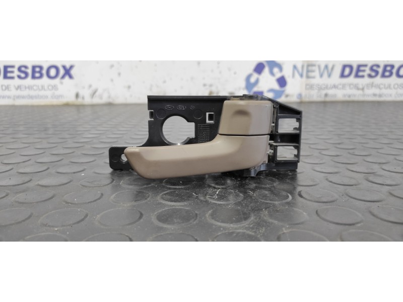 Recambio de maneta interior trasera derecha para kia sportage concept referencia OEM IAM 826131F000  