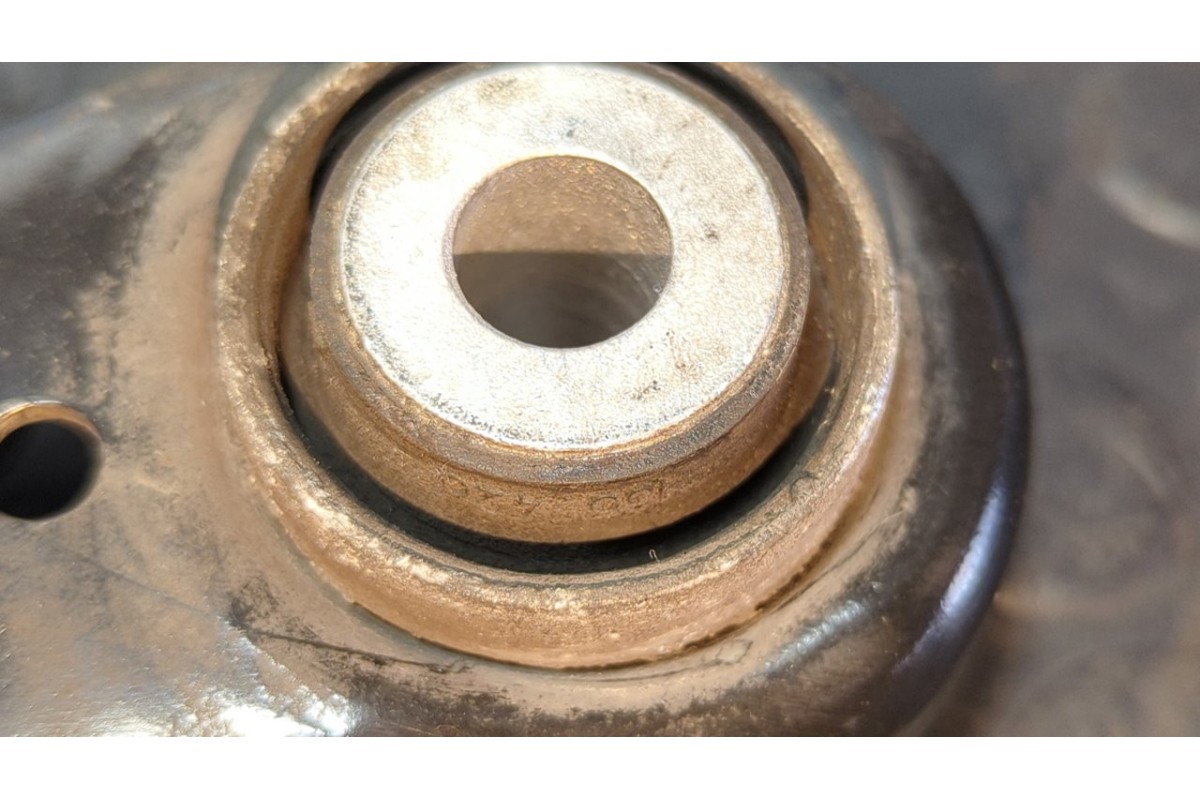 Recambio de brazo izquierdo superior trasero para mercedes-benz clase m (w164) 280 / 300 cdi (164.120) referencia OEM IAM   