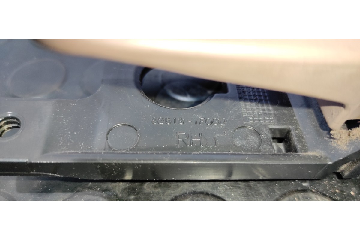 Recambio de maneta interior trasera derecha para kia sportage concept referencia OEM IAM 826131F000  