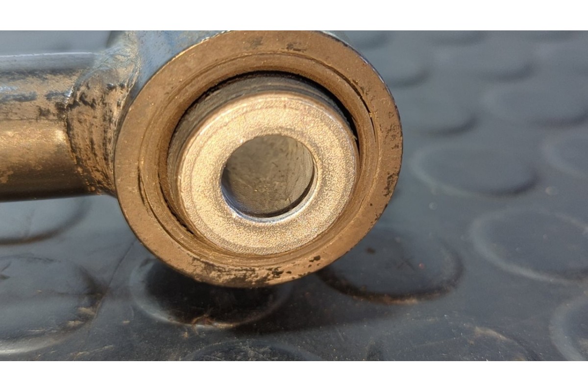 Recambio de brazo derecho inferior trasero para mercedes-benz clase m (w164) 280 / 300 cdi (164.120) referencia OEM IAM A1644270