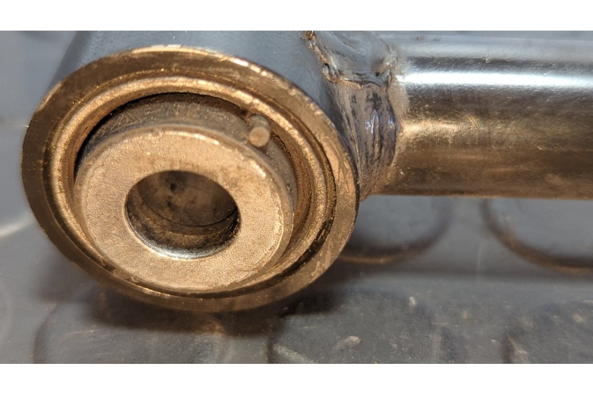 Recambio de brazo derecho inferior trasero para mercedes-benz clase m (w164) 280 / 300 cdi (164.120) referencia OEM IAM A1644270