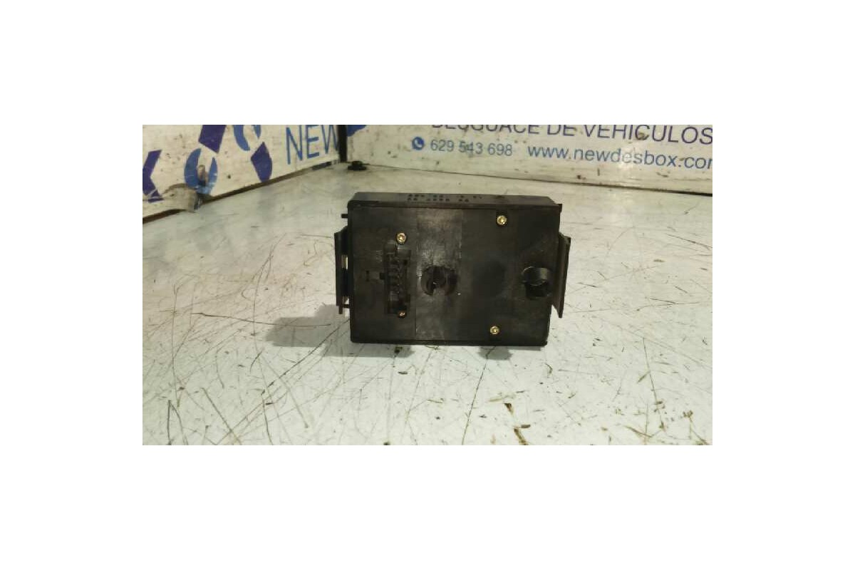 Recambio de mando retrovisor para mercedes-benz clase s (w220) berlina 3.2 cdi cat referencia OEM IAM 2208211551  
