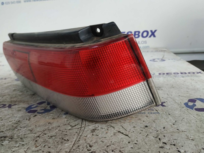 Recambio de piloto trasero derecho para suzuki swift sf berlina (ea) 1.0 cat-u referencia OEM IAM 2326D  