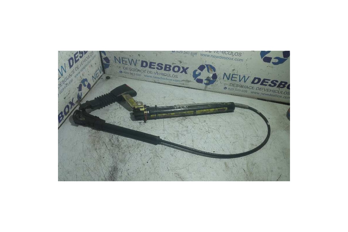 Recambio de pretensor airbag derecho para opel corsa b 1.7 diesel referencia OEM IAM 90387492  