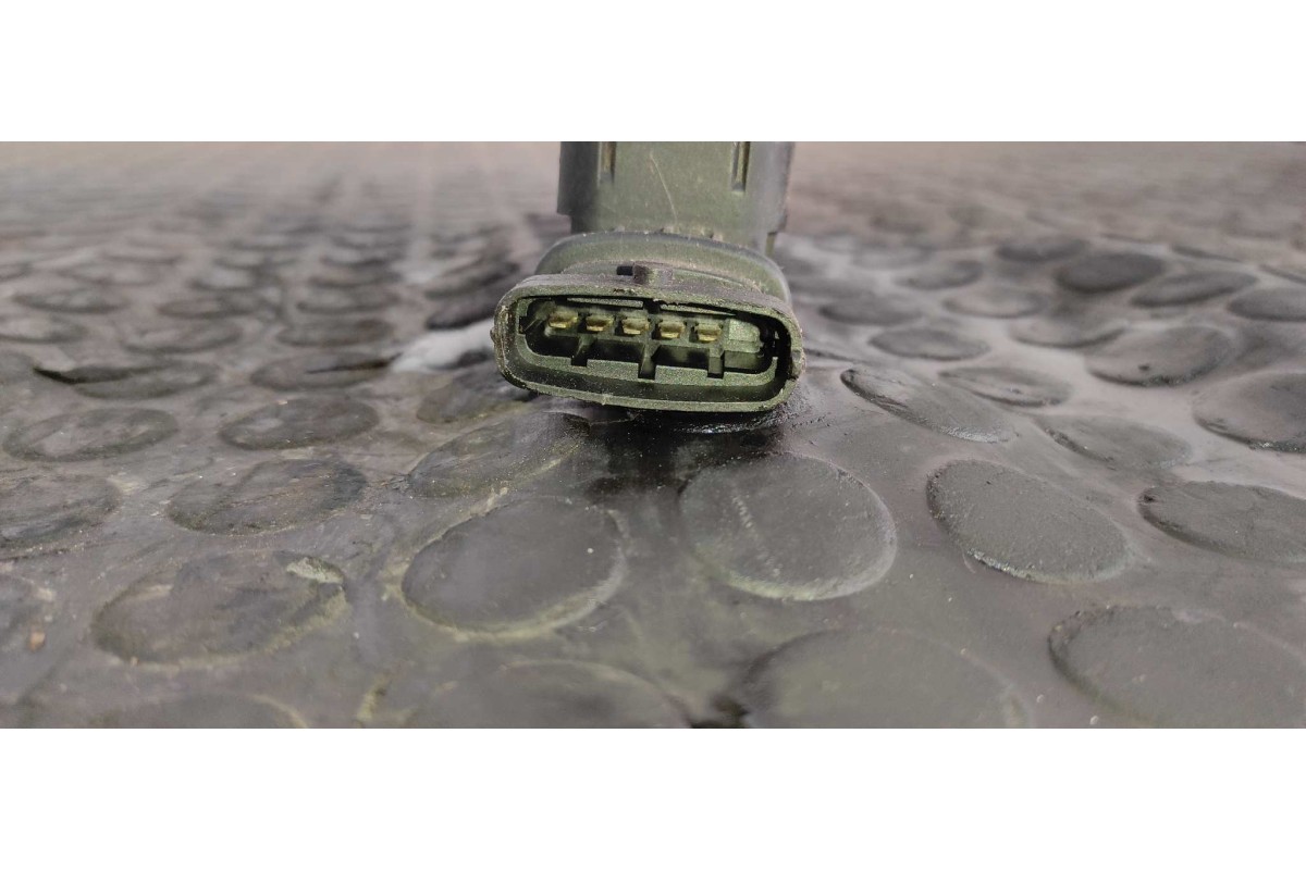 Recambio de bobina encendido para opel corsa b 1.0 12v cat (x 10 xe / lw3) referencia OEM IAM 0221503014  