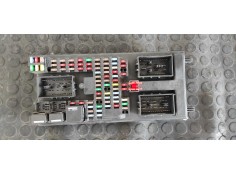 Recambio de caja reles / fusibles para land rover range rover sport v6 td hse referencia OEM IAM YQE500420  