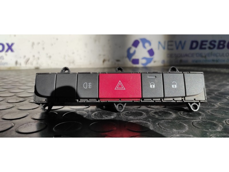 Recambio de warning para citroen jumper caja abierta (06.2006 =>) 2.2 hdi cat referencia OEM IAM B569  