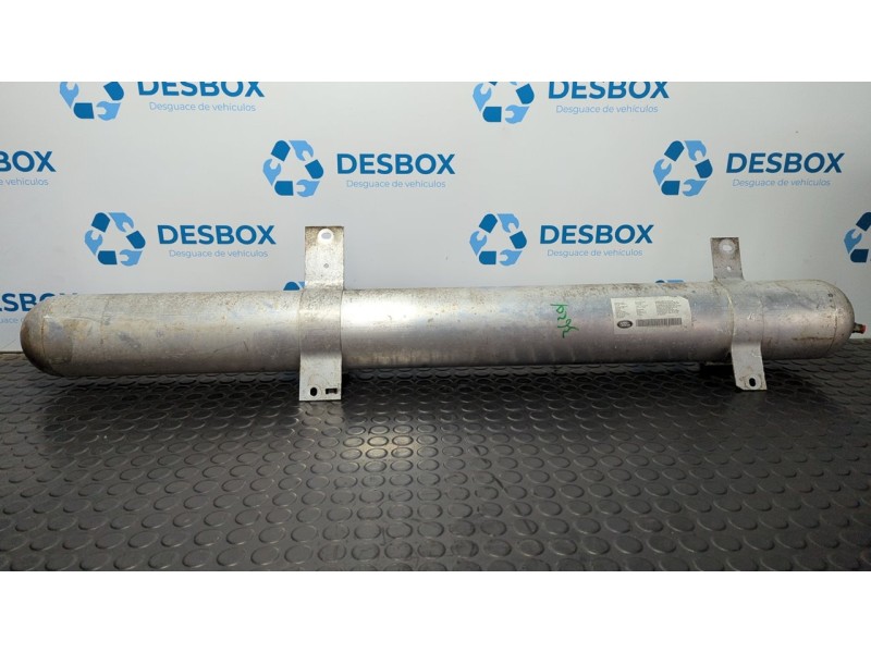 Recambio de acumulador central amortiguacion para land rover range rover sport autobiography referencia OEM IAM DPLA5B709BA  