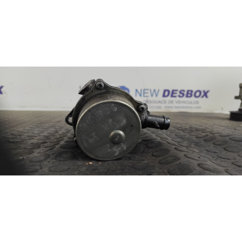Recambio de depresor freno / bomba vacio para renault scenic ii 1.5 dci diesel referencia OEM IAM 8200577807  