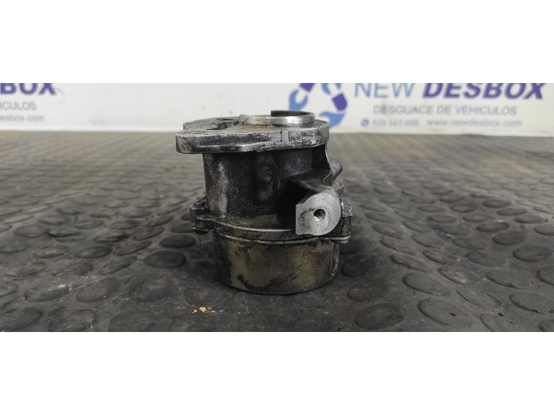 Recambio de depresor freno / bomba vacio para renault scenic ii 1.5 dci diesel referencia OEM IAM 8200577807  