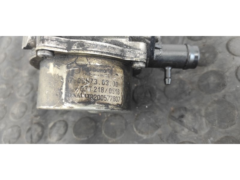 Recambio de depresor freno / bomba vacio para renault scenic ii 1.5 dci diesel referencia OEM IAM 8200577807  
