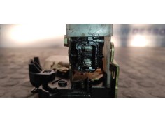 Recambio de cerradura puerta delantera derecha para renault scenic (ja..) 1.9 d rt referencia OEM IAM    2