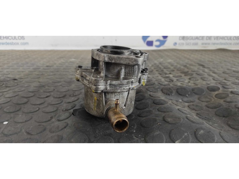 Recambio de depresor freno / bomba vacio para renault kangoo (f/kc0) 1.9 diesel referencia OEM IAM 8200031420  