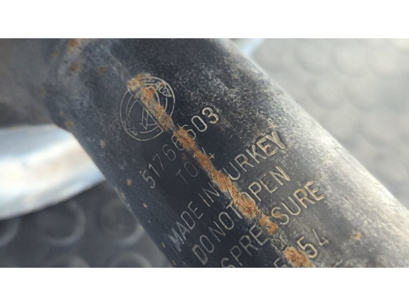 Recambio de amortiguador delantero izquierdo para fiat doblo (119) 1.9 jtd cat referencia OEM IAM 51766603  