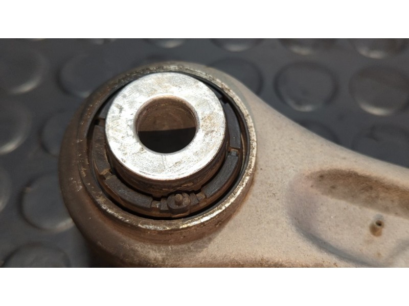 Recambio de brazo derecho inferior trasero para land rover range rover sport autobiography referencia OEM IAM CPLA5501B  
