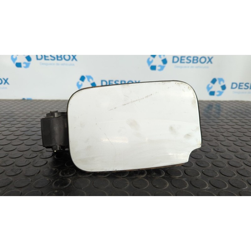 Recambio de tapa exterior combustible para renault kangoo furgón professional referencia OEM IAM 8200499049  