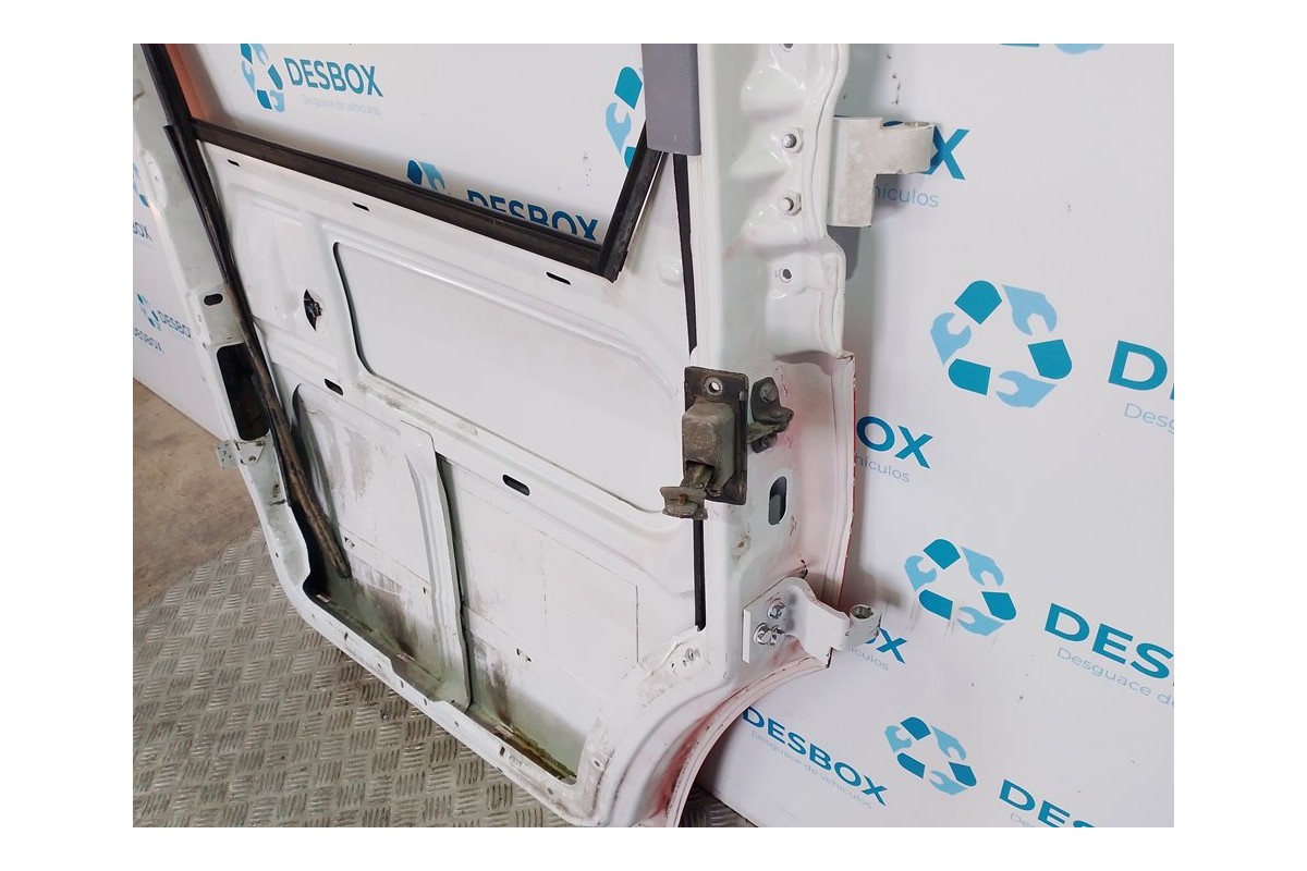 Recambio de puerta delantera izquierda para mercedes-benz vito (w638) combi 110 d euro 2 (638.174) referencia OEM IAM 6387201205