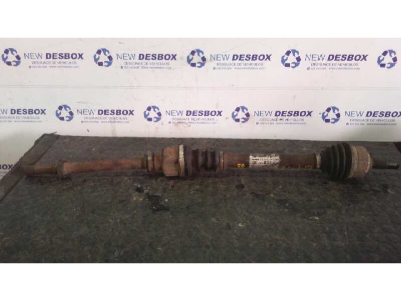 Recambio de transmision delantera derecha para citroen c4 berlina 1.6 16v cat (nfu / tu5jp4) referencia OEM IAM 9636786880  