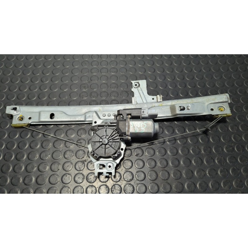 Recambio de elevalunas delantero derecho para peugeot 207 sw sport referencia OEM IAM 9681181880  