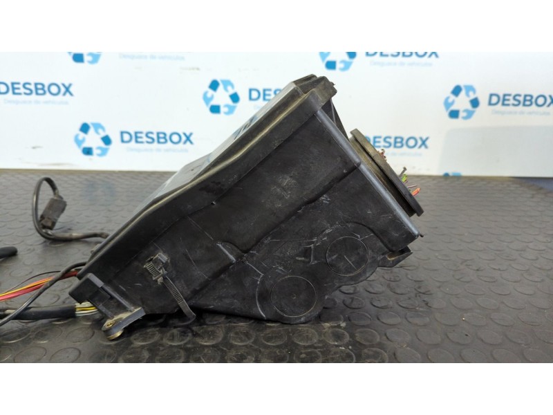 Recambio de caja reles / fusibles para mercedes-benz clase s (w126) berlina+coupe se 300 referencia OEM IAM 1265401150  