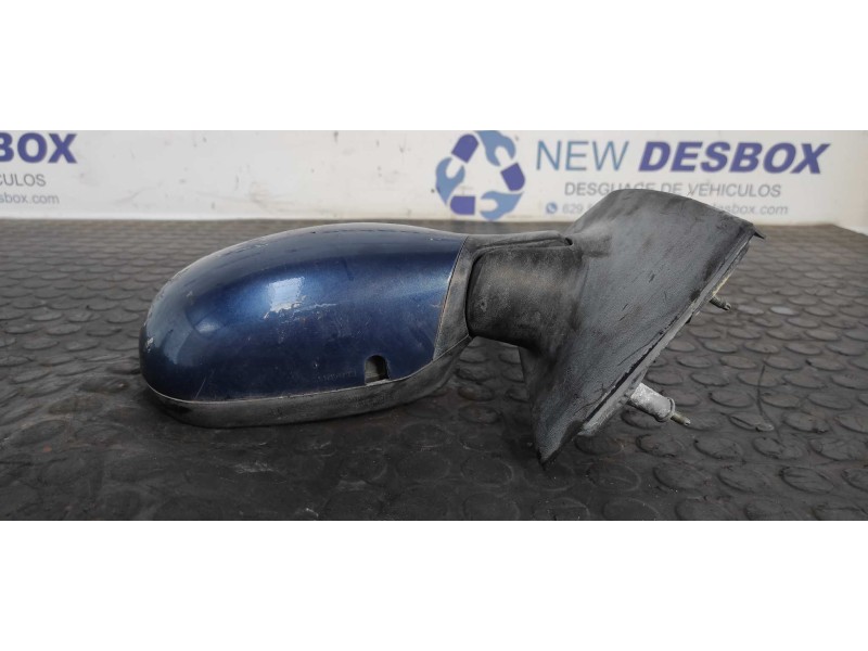 Recambio de retrovisor derecho para renault megane i scenic (ja0) 1.9 d kaleido referencia OEM IAM 010461  