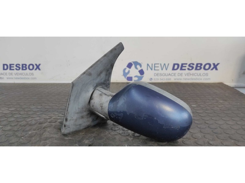 Recambio de retrovisor izquierdo para renault megane i scenic (ja0) 1.9 d kaleido referencia OEM IAM 010461  